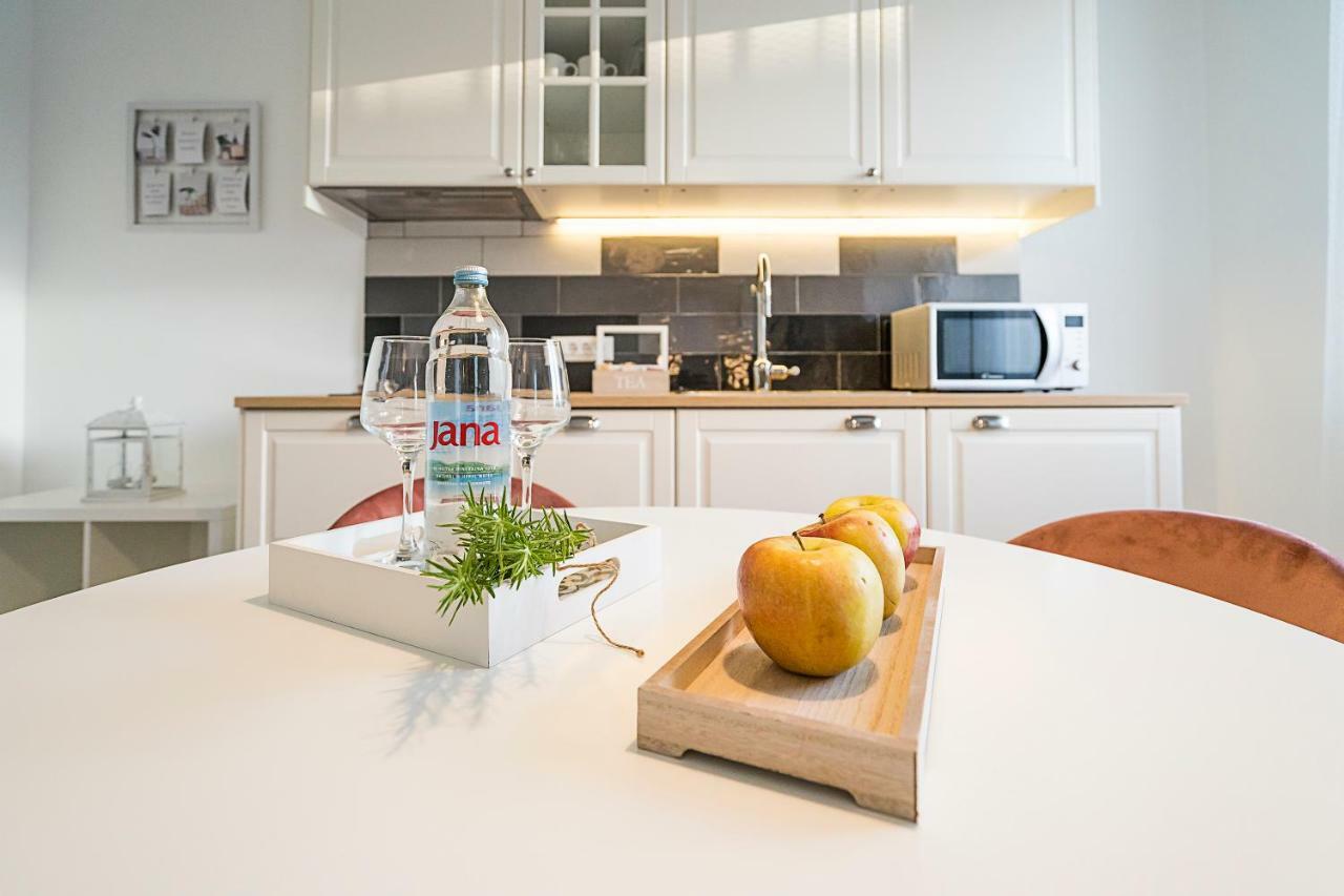 Studio Apartments Marcel Split Buitenkant foto